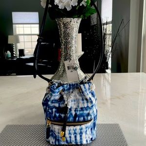 NWT!💙💙LAUREN RALPH LAUREN DRAWSTRING MINI BUCKET TIE DYE BLUE BAG!